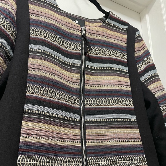 H&M Textured Jacket - Picture 3 of 16